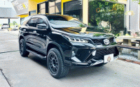 โตโยต้า ฟอร์จูนเนอร์ 2.4 Legender 2WD ปี 2021