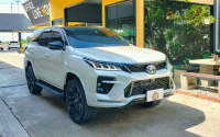 โตโยต้า ฟอร์จูนเนอร์ 2.8 GR SPORT 4WD ปี 2021