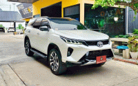 โตโยต้า ฟอร์จูนเนอร์ 2.4 LEGENDER 2WD ปี 2021