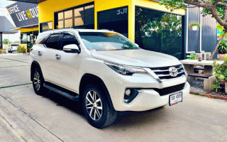 โตโยต้า ฟอร์จูนเนอร์ 2.4 V 2WD ปี 2016