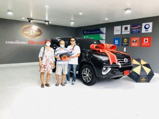 โตโยต้า ฟอร์จูนเนอร์ 2.4 V NAVI 2WD ปี 2018