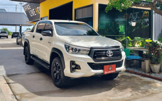 รถโตโยต้า รีโว่ ROCCO 2.4 DOUBLE CAB 4*2 A/T ปี 2019 มือสอง