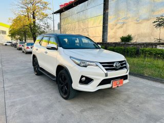 โตโยต้า ฟอร์จูนเนอร์ 2.8 TRD 2WD ปี 2017