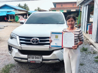 โตโยต้า ฟอร์จูนเนอร์ 2.4 V 2WD ปี 2018