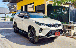 โตโยต้า ฟอร์จูนเนอร์ 2.4 LEGENDER 2WD ปี 2021