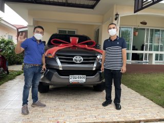 โตโยต้า ฟอร์จูนเนอร์ 2.4 V 2WD ปี 2016