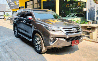 โตโยต้า ฟอร์จูนเนอร์ 2.4 V 2WD ปี 2020