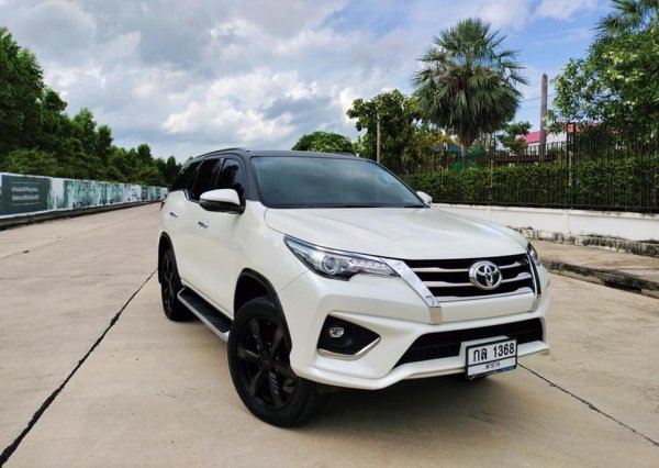 TOYOTA FORTUNE 2.8 TRD 4WD 2018