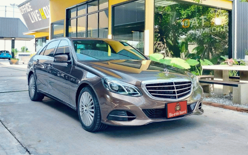 2014 Mercedes-benz E-Class E300 bluetec Hybird