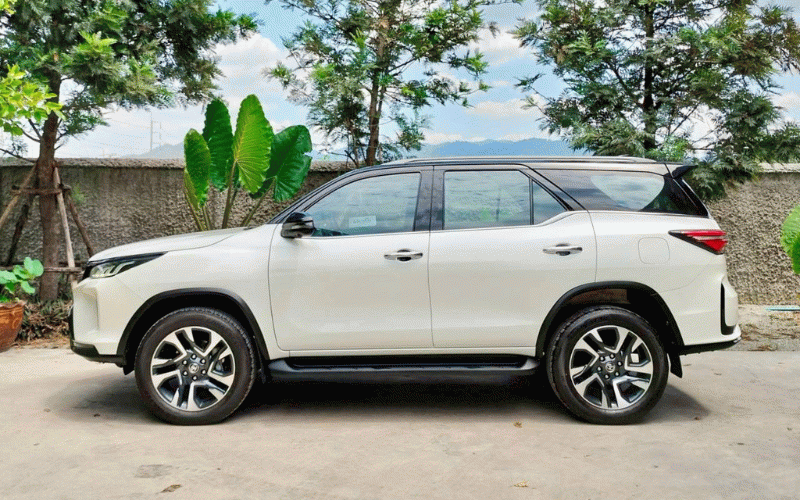 ภาพ3 โตโยต้า ฟอร์จูนเนอร์ 2.4 Legender 2WD ปี 2022