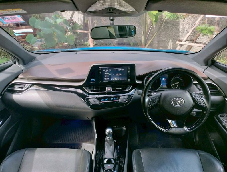 ภาพ6 โตโยต้า ซี-เอชอาร์ 1.8 HYBRID MID ปี 2018