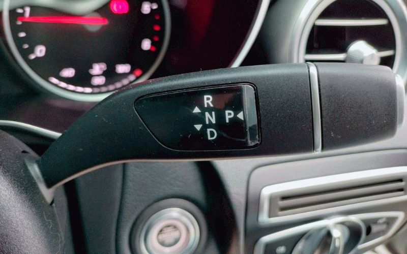 ภาพ12 เมอร์เซเดส-เบนซ์ ซี-คลาส C220d AVANT-GARDE ปี 2019