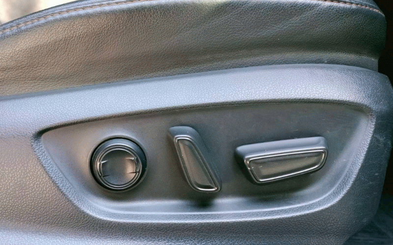 ภาพ9 โตโยต้า คัมรี่ 2.0 G ปี 2019