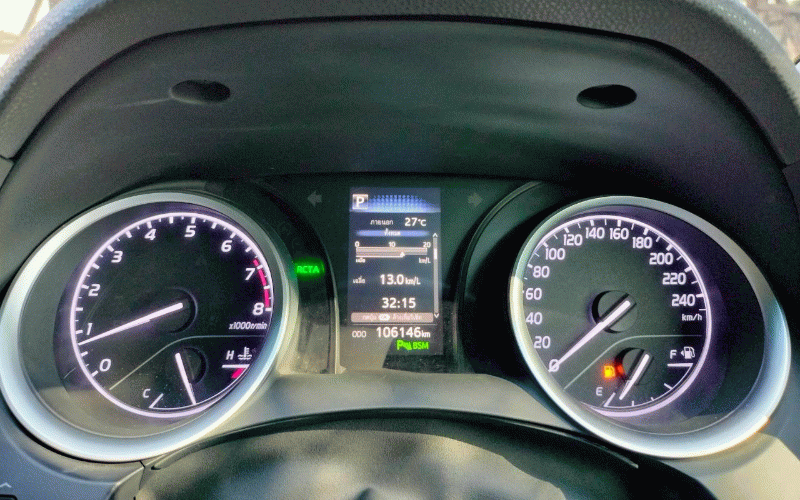 ภาพ8 โตโยต้า คัมรี่ 2.0 G ปี 2019