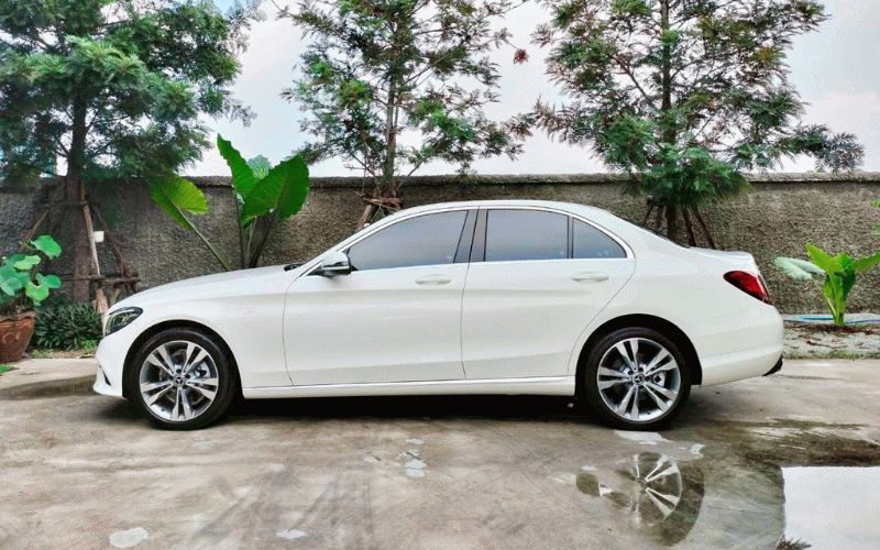 ภาพ3 เมอร์เซเดส-เบนซ์ ซี-คลาส C220d AVANT-GARDE ปี 2019