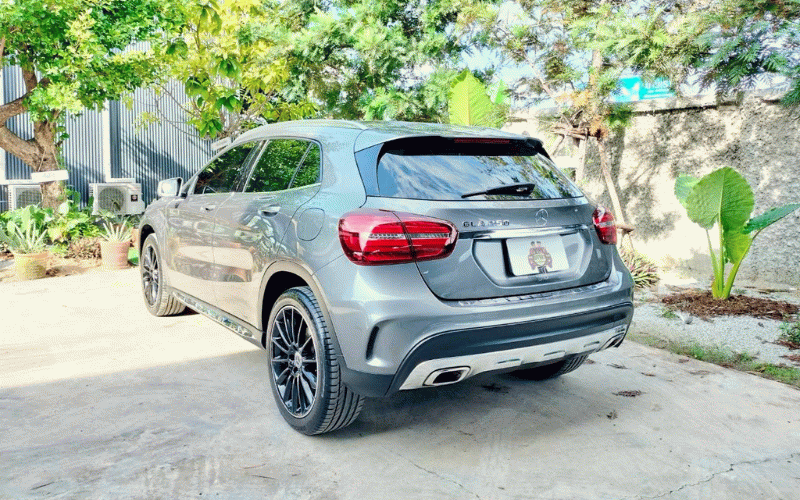 ภาพ24 เมอร์เซเดส-เบนซ์ จีแอลเอ-คลาส GLA250 AMG ปี 2020