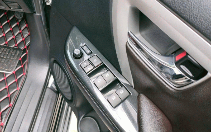 ภาพ12 โตโยต้า ฟอร์จูนเนอร์ 2.4 V 4WD ปี 2018