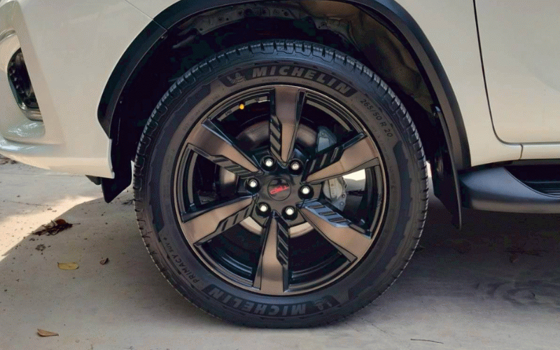 ภาพ5 โตโยต้า ฟอร์จูนเนอร์ 2.8 TRD 2WD ปี 2017