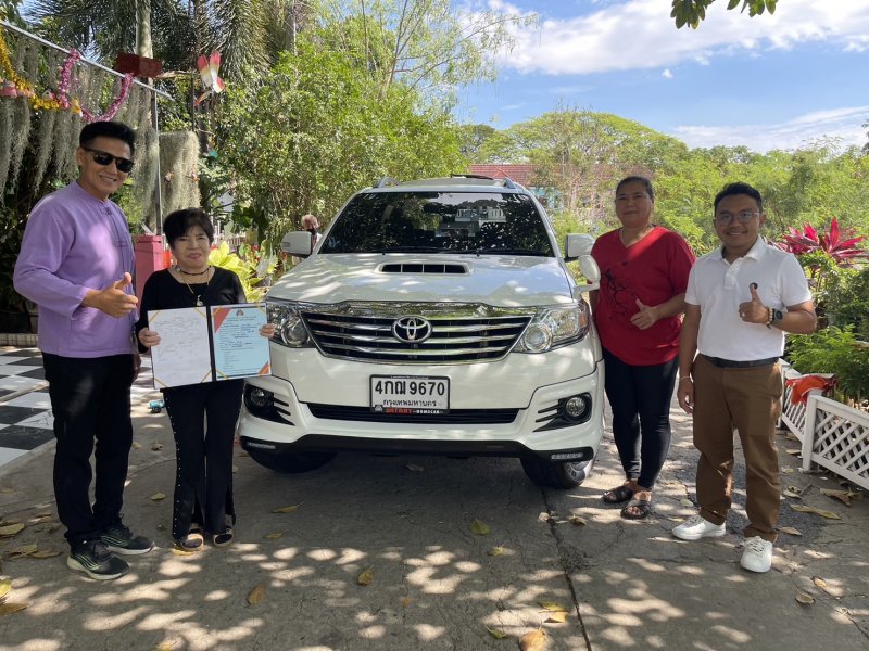 2015 Toyota Fortuner 2.5 V 2WD