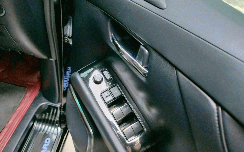 ภาพ13 โตโยต้า อัลฟาร์ด 2.5 SC PACKAGE ปี 2022