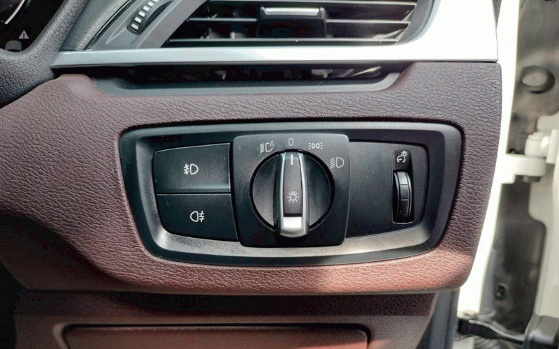 ภาพ10 บีเอ็มดับบลิว เอ็กซ์1 SDRIVE 18d XLINE ปี 2019