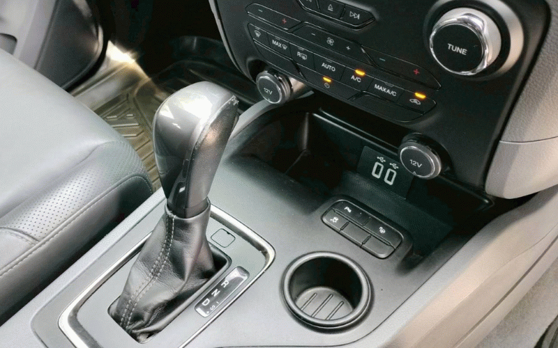 ภาพ10 ฟอร์ด เอเวอเรสต์ 2.2 TITANIUM PLUS 2WD ปี 2018