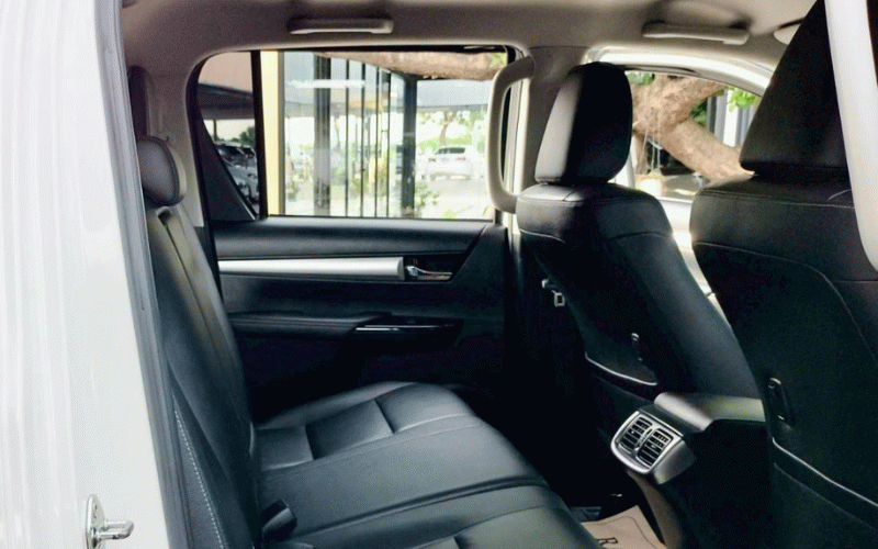 ภาพ13 โตโยต้า รีโว่ 2.4 G PRERUNNER A/T ปี 2019