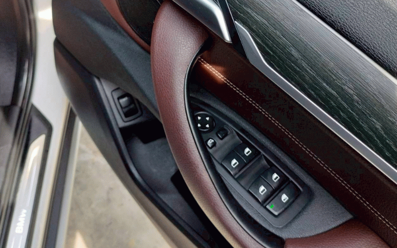 ภาพ12 บีเอ็มดับบลิว เอ็กซ์1 SDRIVE 18d XLINE ปี 2019