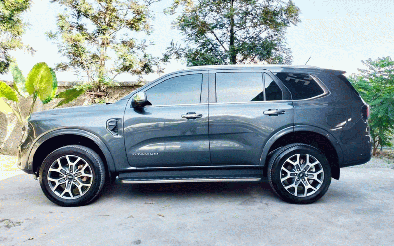 ภาพ3 ฟอร์ด เอเวอเรสต์ 2.0 BI-TURBO TITANIUM+ 4WD ปี 2023