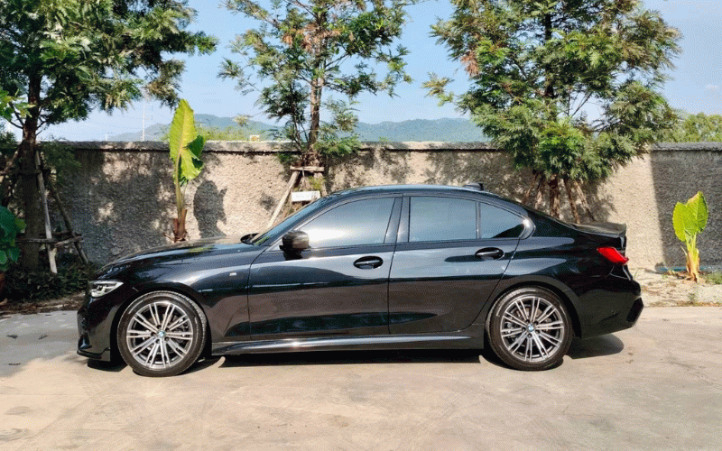 ภาพ3 บีเอ็มดับบลิว ซีรีส์ 3 320d M Sport ปี 2021