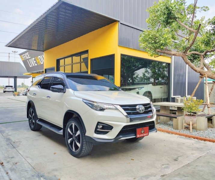 2020 Toyota Fortuner 2.8 TRD 4WD