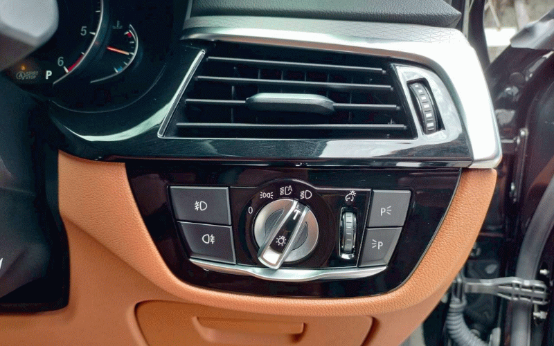 ภาพ10 บีเอ็มดับบลิว ซีรีส์ 5 520d M SPORT ปี 2019