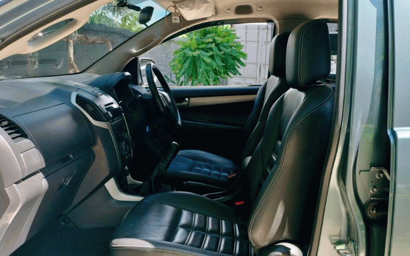 ภาพ17 อีซูซุ ดีแมคซ์ ไฮ-แลนเดอร์ 2.5 Z VGS M/T ปี 2012