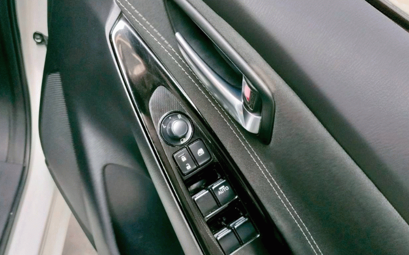 ภาพ11 มาสด้า 2 1.3 HIGHT CONNECT ปี 2017