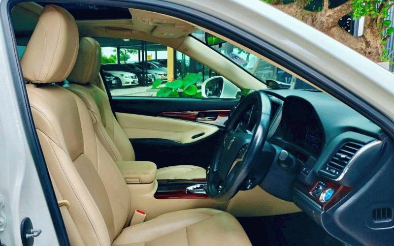 ภาพ11 โตโยต้า คราวน์ 2.5 ROYAL SALOON HYBRID ปี 2014