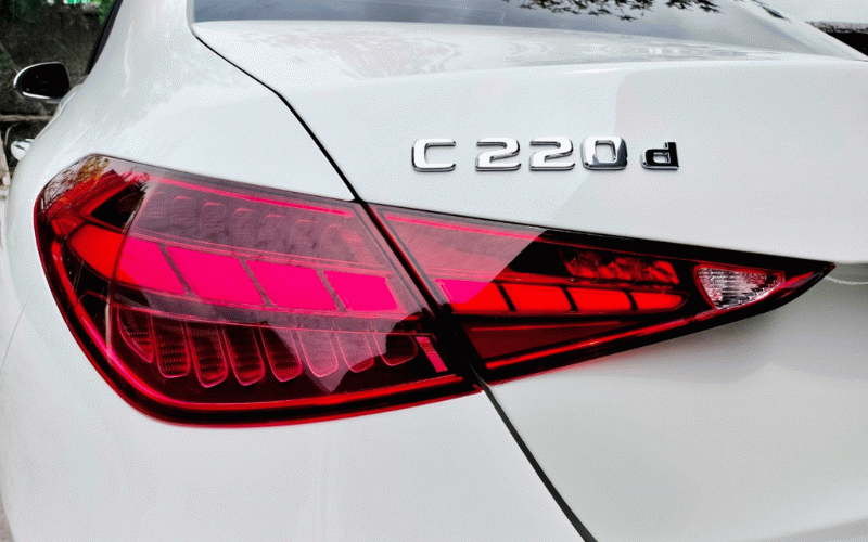 ภาพ20 เมอร์เซเดส-เบนซ์ ซี-คลาส C220d AVANT-GARDE ปี 2023