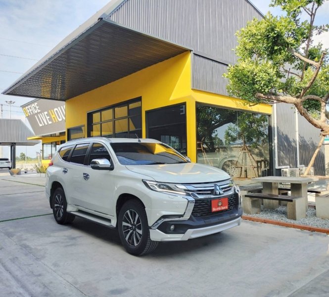 2017 Mitsubishi Pajero Sport 2.4 GT PREMIUM 2WD