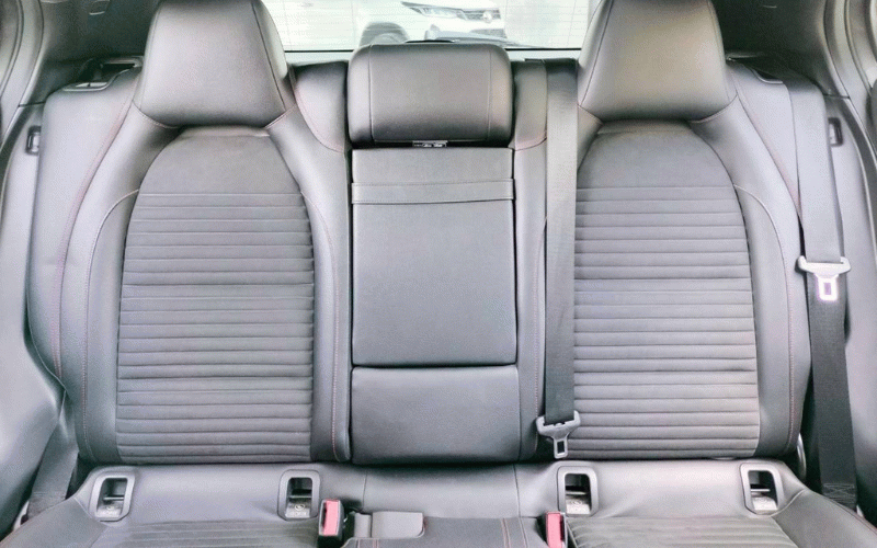 ภาพ22 เมอร์เซเดส-เบนซ์ จีแอลเอ-คลาส GLA250 AMG ปี 2020