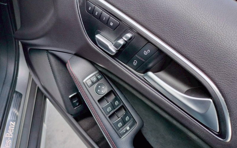 ภาพ14 เมอร์เซเดส-เบนซ์ จีแอลเอ-คลาส GLA250 AMG ปี 2020