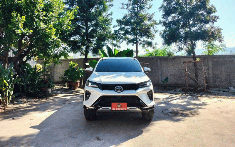 ภาพ1 โตโยต้า ฟอร์จูนเนอร์ 2.4 Legender V 2WD ปี 2022