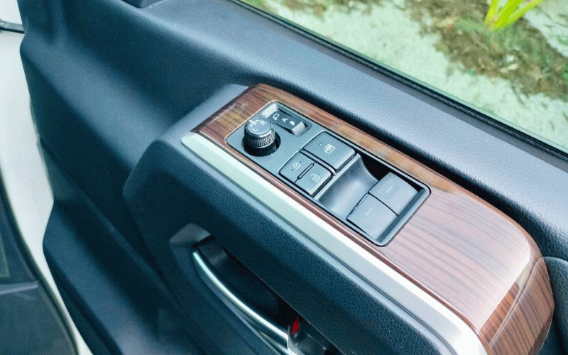 ภาพ14 โตโยต้า มาเจสตี้ 2.8 PREMIUM ปี 2020