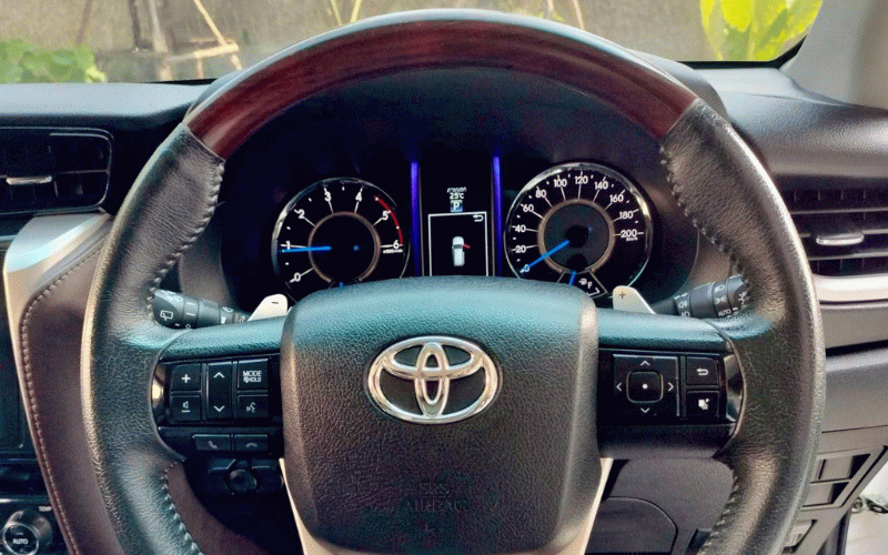 ภาพ8 โตโยต้า ฟอร์จูนเนอร์ 2.4 V 2WD ปี 2017