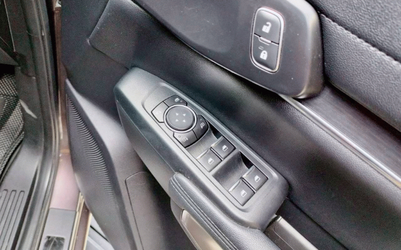 ภาพ12 ฟอร์ด เอเวอเรสต์ 2.0 BI-TURBO TITANIUM+ 2WD ปี 2023