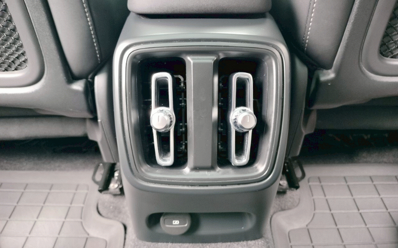 ภาพ21 วอลโว่ XC40 Recharge Pure Electric Twin Motor ปี 2024