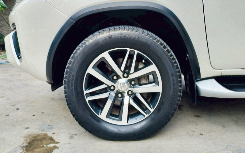 ภาพ4 โตโยต้า ฟอร์จูนเนอร์ 2.8 V 2WD ปี 2019